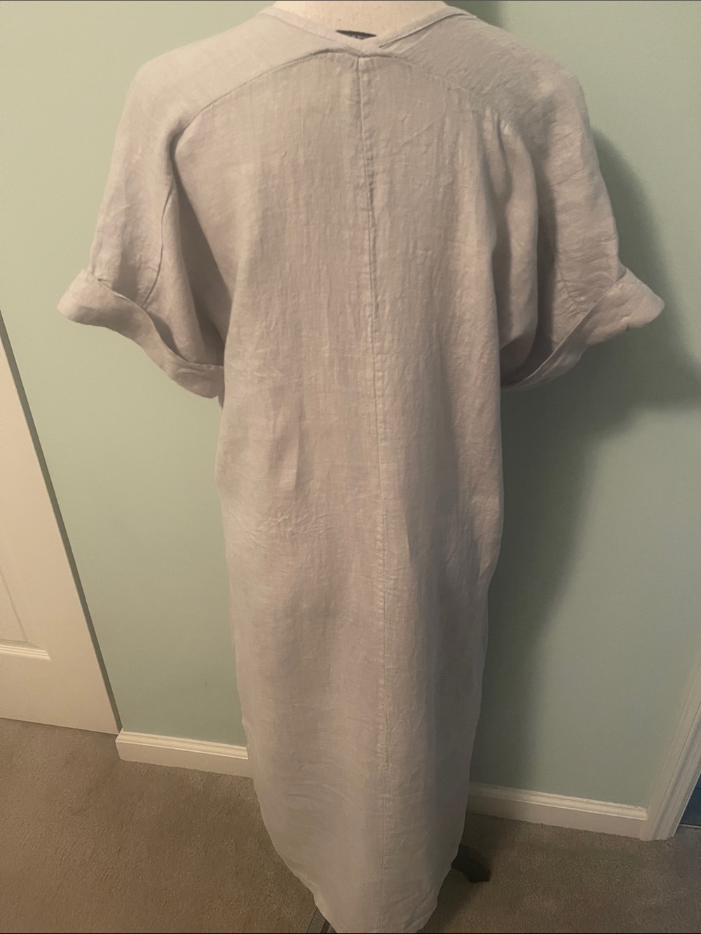 Francesca Bettini Linen V-Neck Midi Dress - Picture 4 of 9